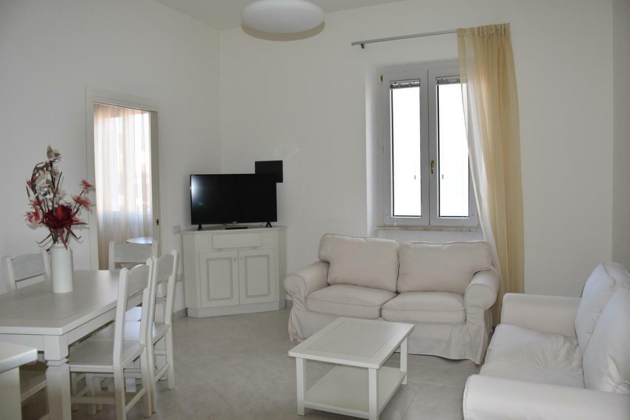 Appartamento Casa Pepi Olbia Esterno foto