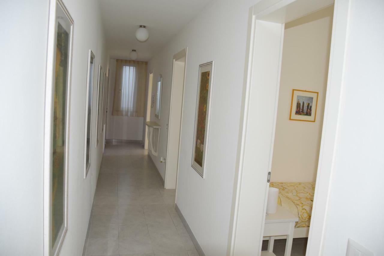Appartamento Casa Pepi Olbia Esterno foto